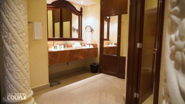 The Royal Playa del carmen room tour, bathroom , amenities, batroom view, vanity, vanity view, sink, mirror, closet. space
